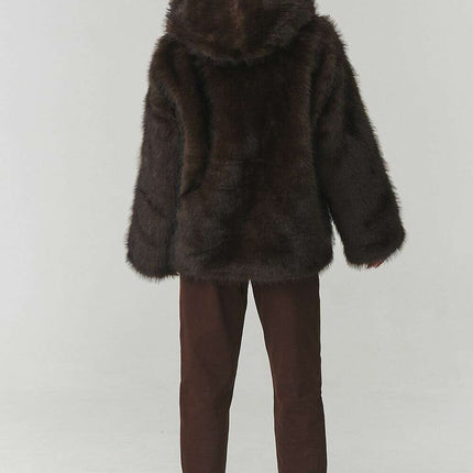 Women’s Faux Fur Hooded Jacket – Cozy Italian Winter Outerwear - Très Elite