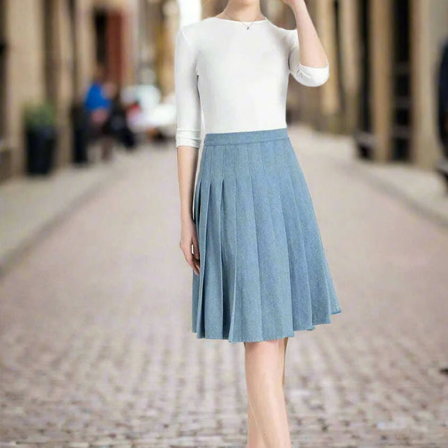 Women's Knee-Length Pleated Skirt in Classic Solid Colors