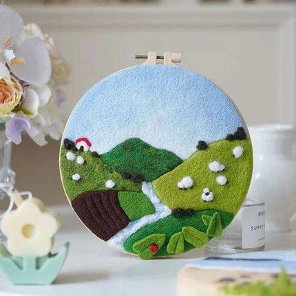Wool Artistry Felting Kit with Embroidery Frame for Unique Creations - Très Elite