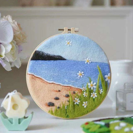 Wool Artistry Felting Kit with Embroidery Frame for Unique Creations - Très Elite