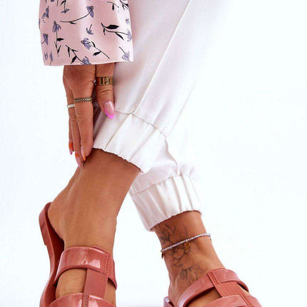 ZAXY Sustainable Bubble Gum Scented Flip-Flops - Model 178355 - Très Elite