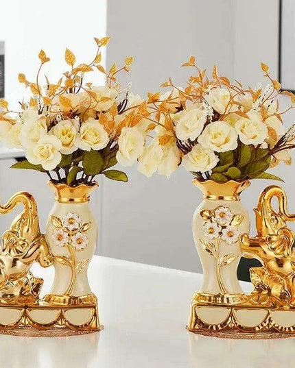 Golden Ceramic Vases Set in Opulent Gold Finish - Elevate Your Living Environment