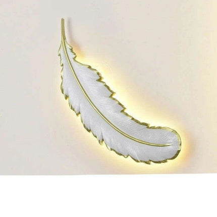 Feather-Inspired Acrylic Resin Wall Sconce - Contemporary Artistic Lighting