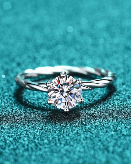 Elegant 1 Carat Moissanite Twisted Ring - Exquisite Statement Jewelry Piece