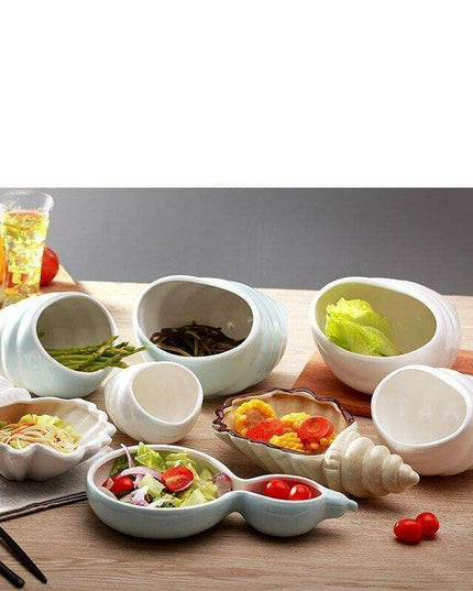 Elegant Conch-Inspired Ceramic Dinner Plate for Stylish Dining