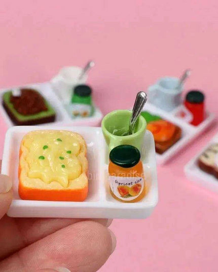 Enchanting Tiny Dollhouse Delights