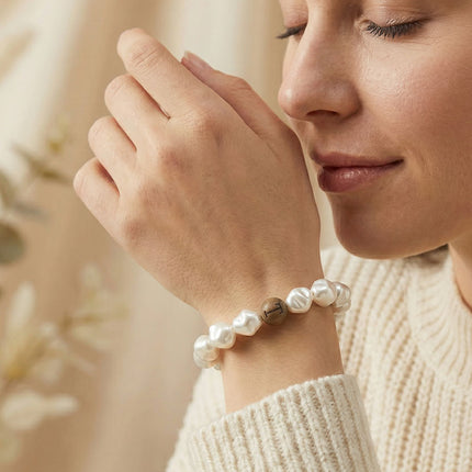 Ginseng, Lotus & Goji Berry Herbal Bracelet, TCM Botanical | Très Elite