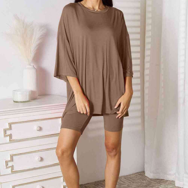 Effortless Elegance: Trendy Rayon Top and Shorts Combination for Ultimate Comfort
