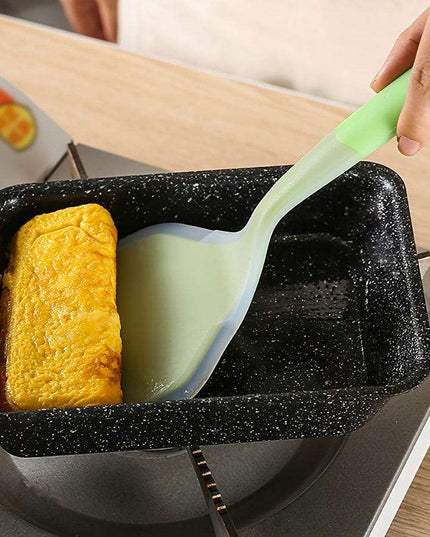 Chic Dual-Tone Silicone Turner - Non-Stick Kitchen Essential for Effortless Cooking and Baking