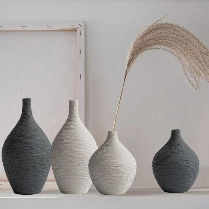 Nordic Elegance Ceramic Vase: Stylish Home Decor and Gift Option