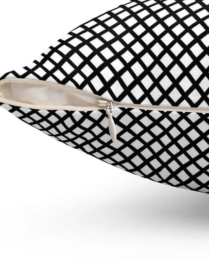 Reversible Black and White Fisheye Patterned Pillowcase