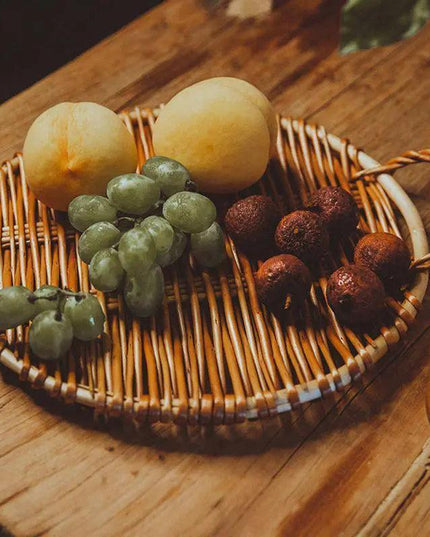 Stylish Round Rattan Serving Tray: The Perfect Addition for Any Occasion
