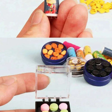 Enchanting Tiny Dollhouse Delights