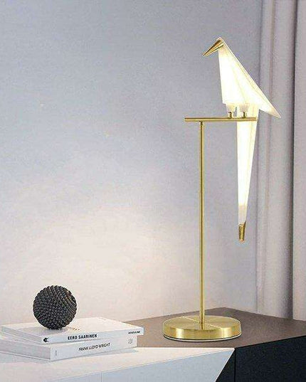 Nature-Inspired Nordic Bird Ceiling Lamp with Elegant Design