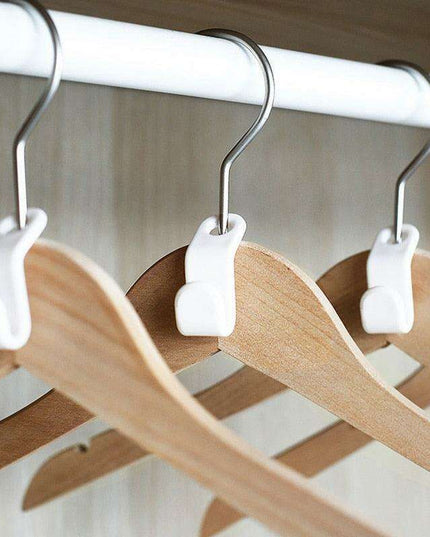 Space-Efficient Plastic Hanger Hooks for Neat and Organized Closets