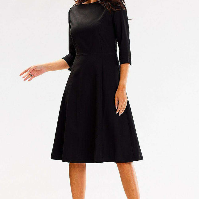 Chic Blush and Black Day Dress for Effortless Style and Comfort