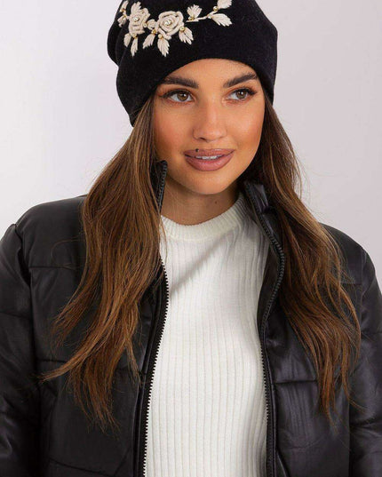 Stylish Winter Knit Beanie with Elegant Applique Detail