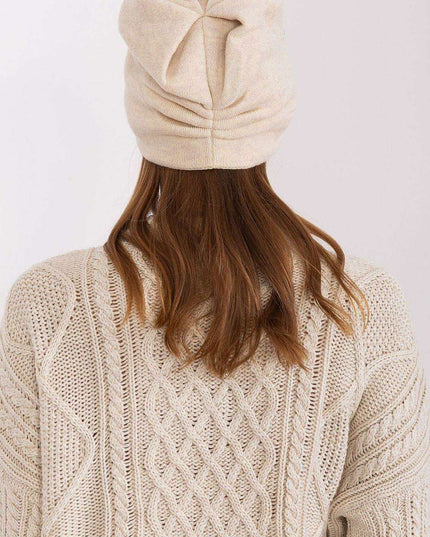 Stylish Winter Knit Beanie with Elegant Applique Detail