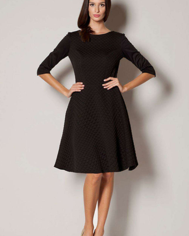 Chic Quilted Midi Dress - Effortless Elegance
