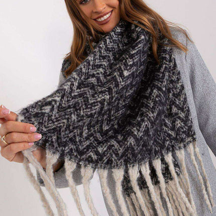 Stylish Geometric Patterned Wrap Shawl