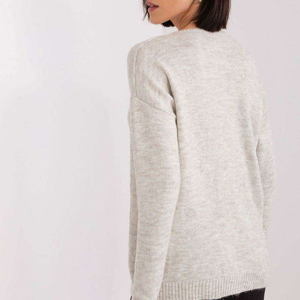 Chic Heartfelt Sweater Parisian Elegance Classic Comfort