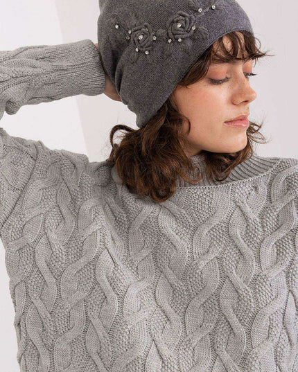 Stylish Winter Knit Beanie with Elegant Applique Detail