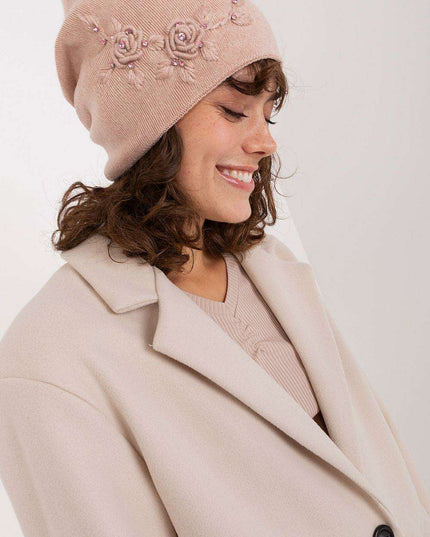 Stylish Winter Knit Beanie with Elegant Applique Detail