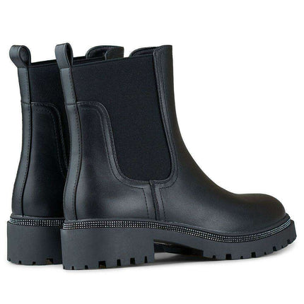 Sustainable Winter Elegance: Eco-Friendly Jodhpur Boots with Cozy Padding