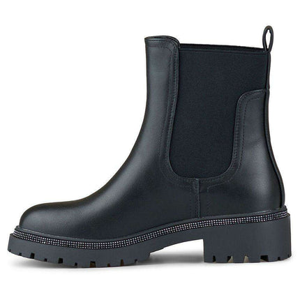 Sustainable Winter Elegance: Eco-Friendly Jodhpur Boots with Cozy Padding