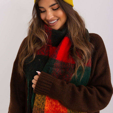 Chic Cashmere Beanie with Sparkling Rhinestone Accents