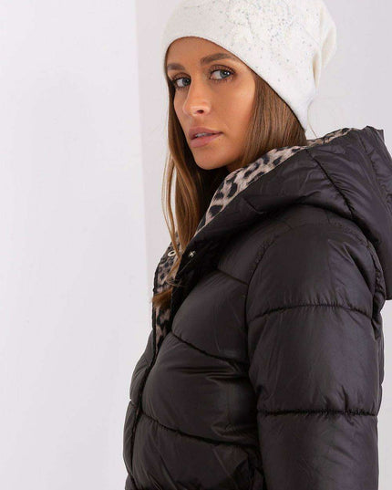 Chic Cashmere Beanie with Sparkling Rhinestone Accents