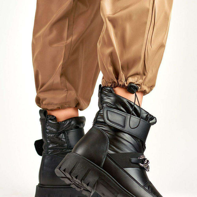 Arctic Chill Velcro Winter Boots for Ultimate Cold Weather Comfort