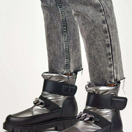 Arctic Chill Velcro Winter Boots for Ultimate Cold Weather Comfort