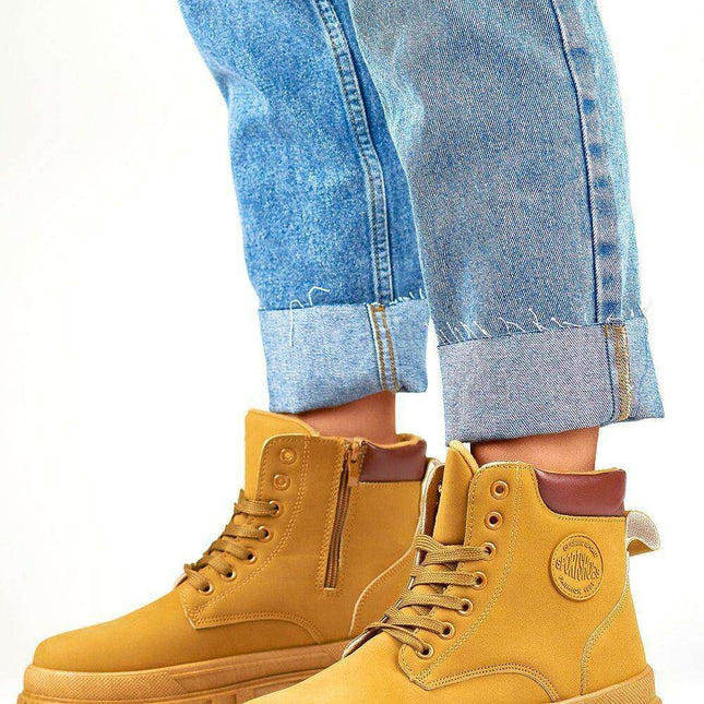 Chic Eco-Friendly Ankle Boots with Comfortable Textile Insole