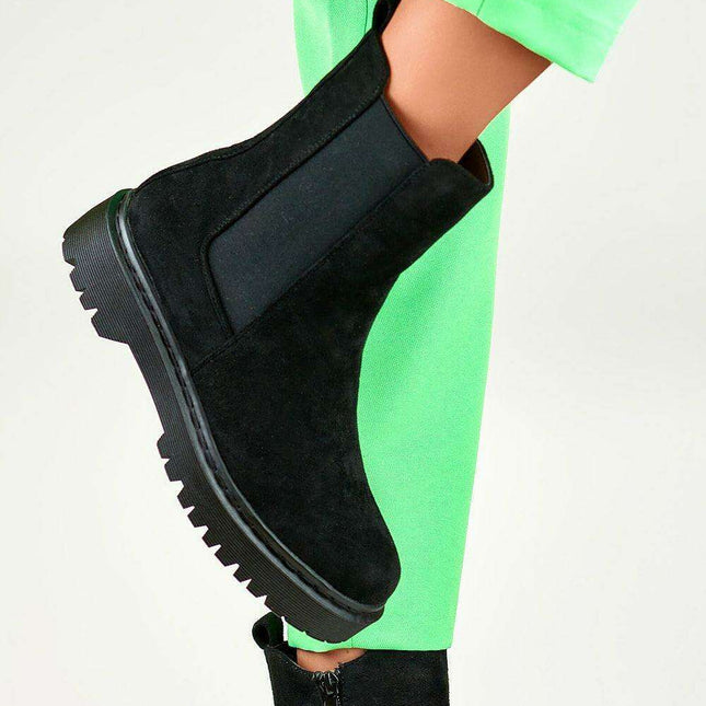 Elegant Black Eco-Suede Winter Boots