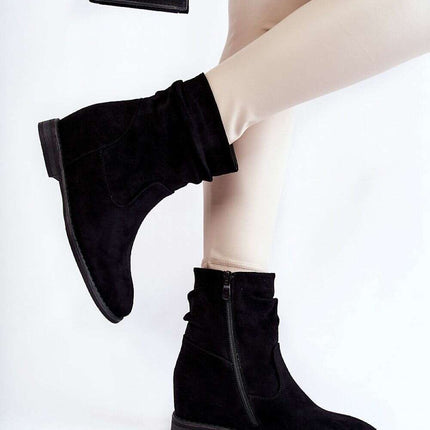 Buskin boots model 190710