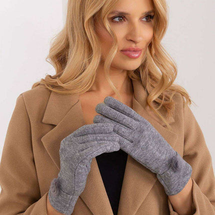 Stylish Touchscreen Gloves with Decorative Pompoms for Trendsetting Women