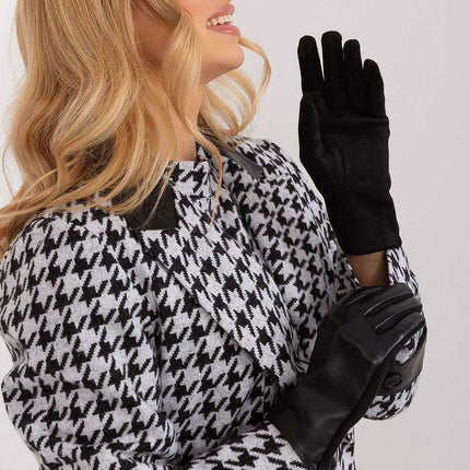 Chic Floral Embroidered Women's Touchscreen Gloves for Effortless Style