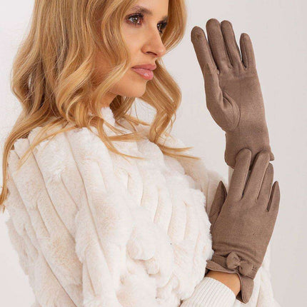 Chic Bow-Embellished Touchscreen Gloves for Modern Elegance