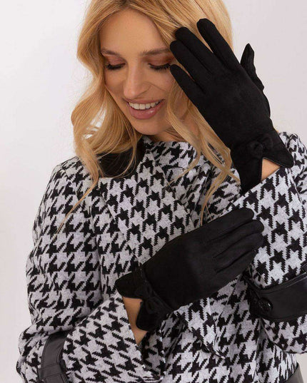 Chic Bow-Embellished Touchscreen Gloves for Modern Elegance