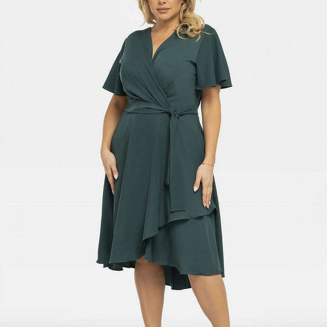 Dancing Delight: Karko Wrap Dress for Plus Size Elegance
