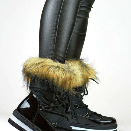 Cozy Faux Fur-Lined Winter Boots for Women