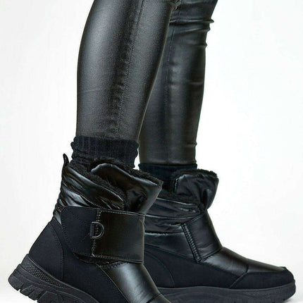 Winter Elegance: Black Vegan Leather Snow Boots with Faux Fur Lining
