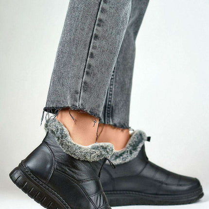 Winter Chic: Women's Faux Leather Fur-Lined Ankle Snow Boots