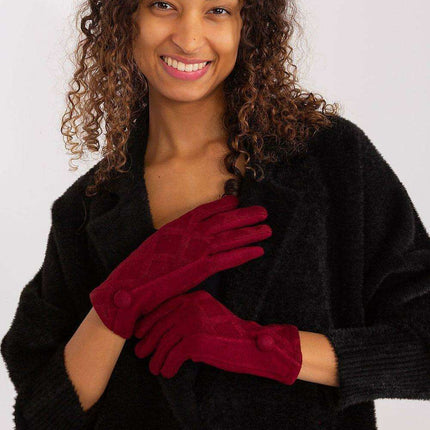 Chic Geometric Touchscreen Gloves for Stylish Connectivity