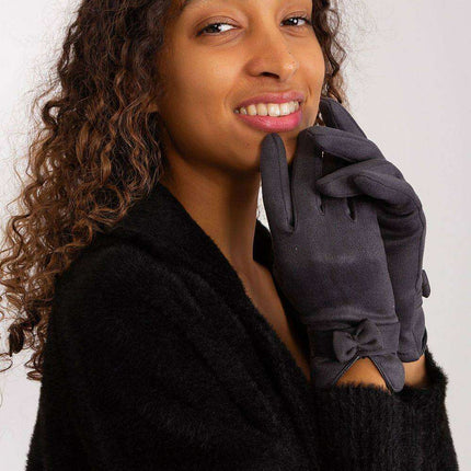 Chic Bow-Embellished Touchscreen Gloves for Modern Elegance