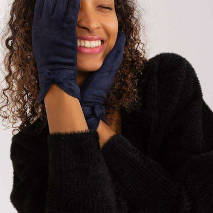 Chic Bow-Embellished Touchscreen Gloves for Modern Elegance