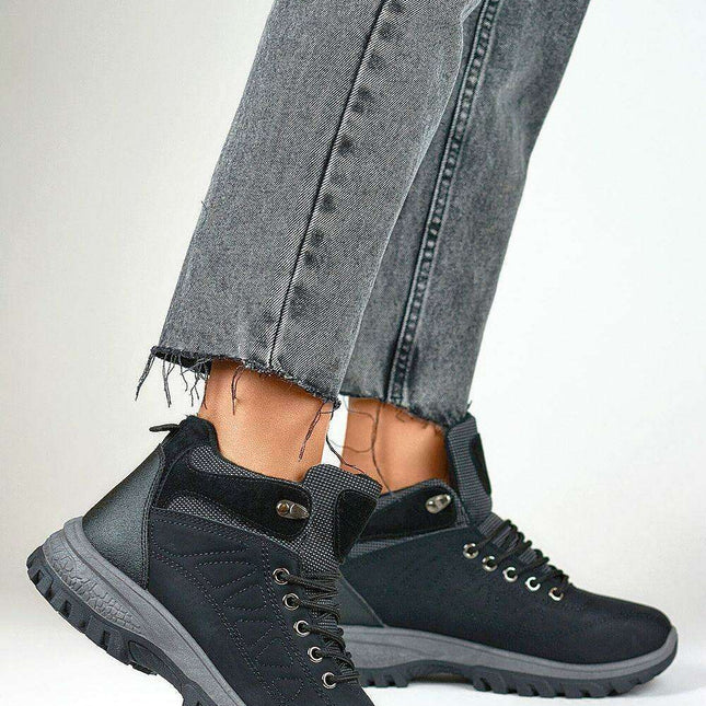 Sustainable Women's Winter Trekking Boots for Outdoor Exploration