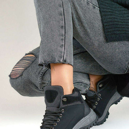 Sustainable Women's Winter Trekking Boots for Outdoor Exploration