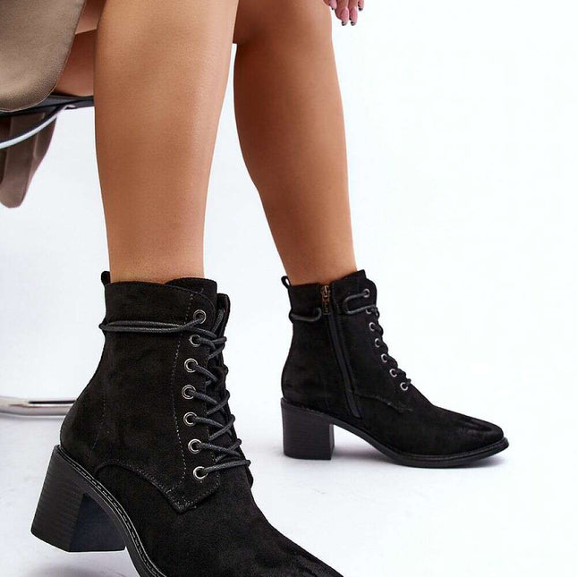 Heel boots model 192122